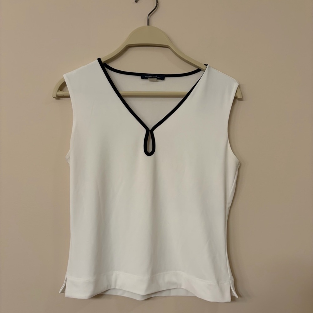 Tommy Hilfiger women’s small white tank top